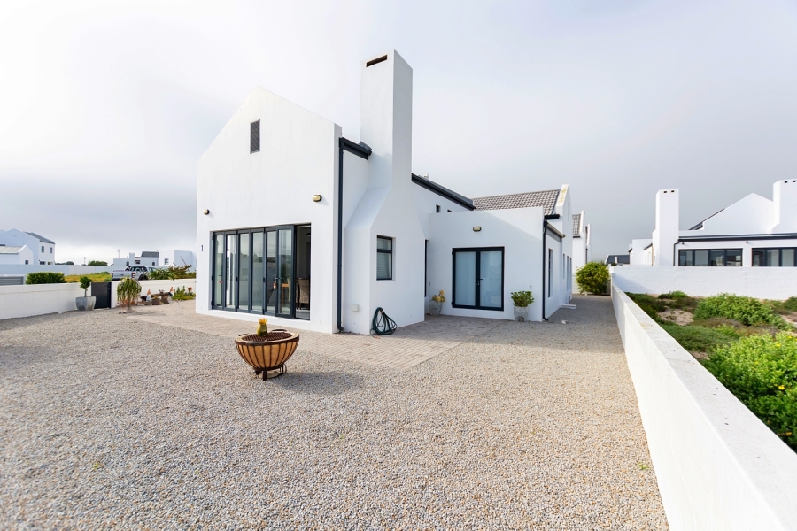 3 Bedroom Property for Sale in Britannia Bay Western Cape